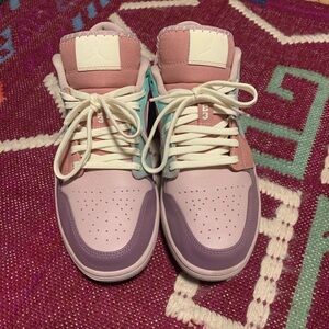 Jordan 1 Low - Pastels - Size 10.5 - worn twice